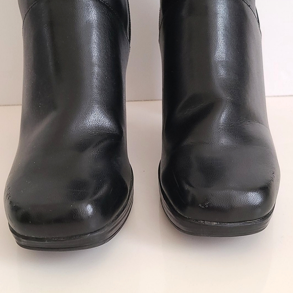 ๐ฅSEE NEW LISTING๐ฅ Diba Boots - Picture 2 of 16